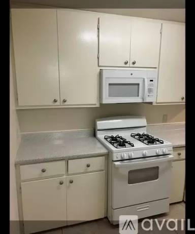 Main picture of 1319 Acacia Ave