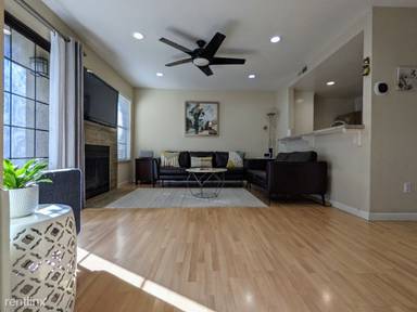 Main picture of 340 W Sunnyoaks Ave