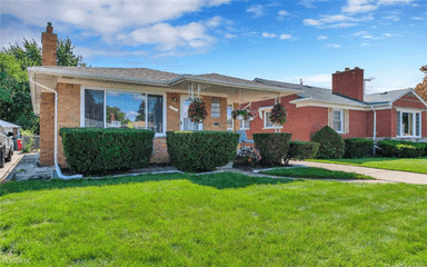 Main picture of 17326 Collinson Ave