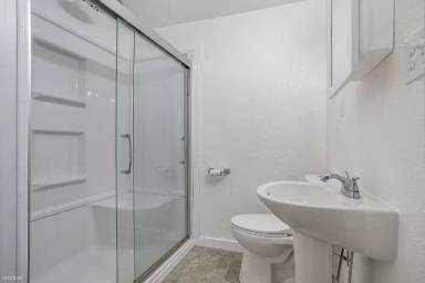 Main picture of 517 Orleans Ave