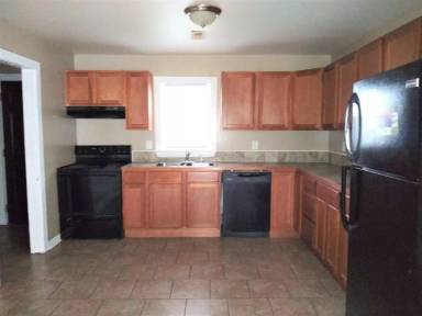 Main picture of 411 8th Ave SW