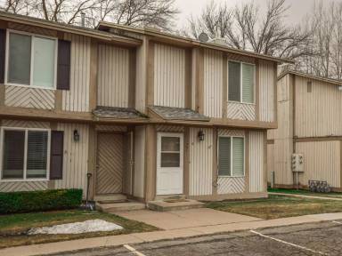 Main picture of 1251 N 400 E