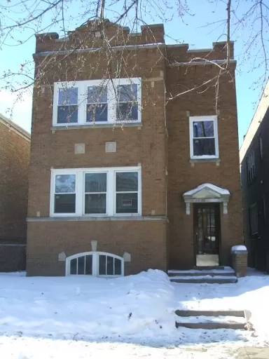 Main picture of 5028 N Ridgeway Ave