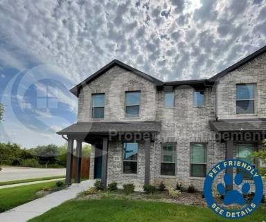 Main picture of 6701 Glimfeather Dr