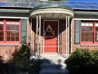Main picture of 1409 E Redondo Ave