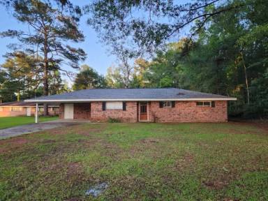 Main picture of 521 Meadow Ln