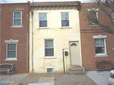 Main picture of 2306 E Thompson St
