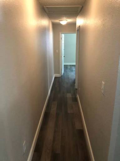 Main picture of 1119 W 12th St