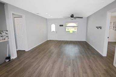 Main picture of 420 Mount Vernon Dr