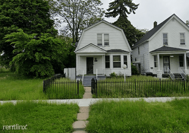 Main picture of 3477 Saint Clair St