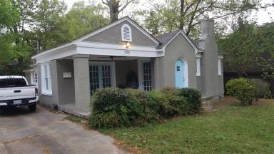 Main picture of 928 Manship St
