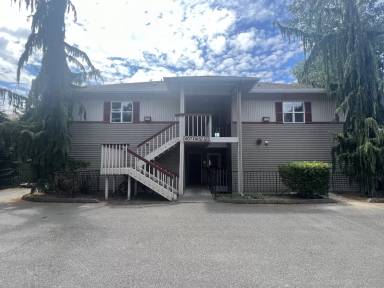 Main picture of 407 1st St