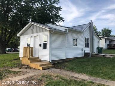 Main picture of 106 N Cherry St