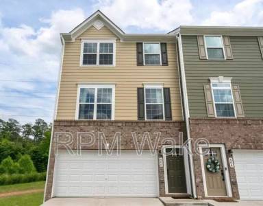 Main picture of 406 Brier Summit Pl