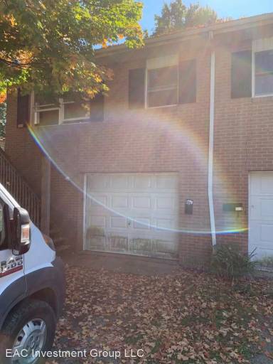 Main picture of 1115 W Perry St