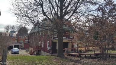 Main picture of 620 Loretta St