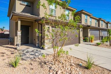 Main picture of Fossil Hills Townhomes