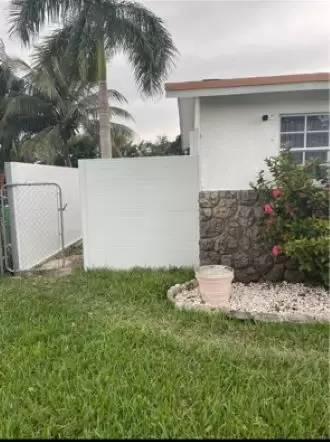 Main picture of 2111 NW 60th Ave