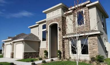 Main picture of 1816 Red River Ave