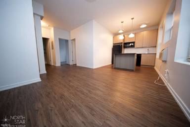 Main picture of 5051 N Kenmore Ave