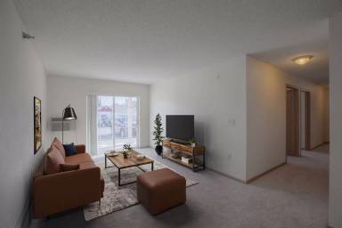 Main picture of 910 S Oak St