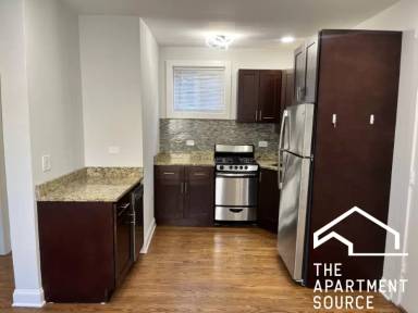 Main picture of 533 W Wrightwood Ave