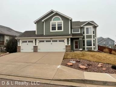 Main picture of 460 Fox Run Cir