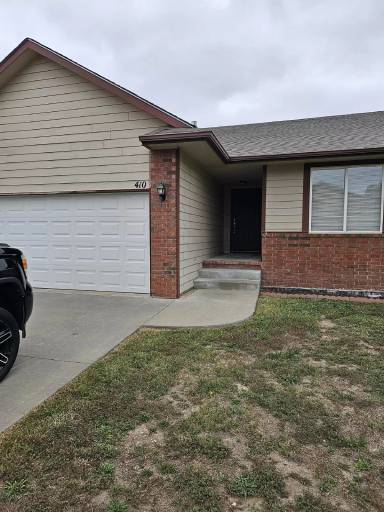 Main picture of 404 Stone Dr