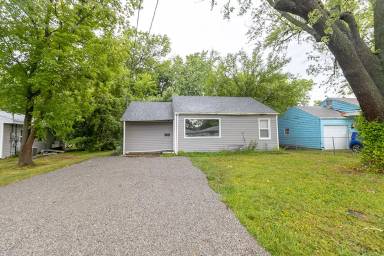 Main picture of 210 Highview Ave