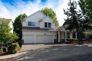 Main picture of 16130 SW Loon Dr