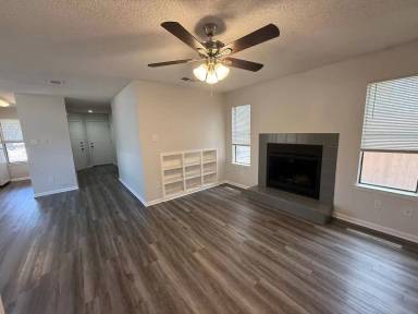 Main picture of 8909 Schick Rd
