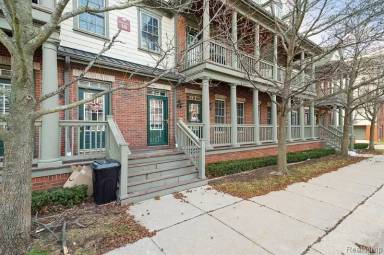 Main picture of 3921 Forester Blvd