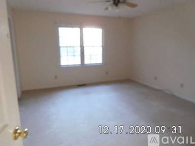Main picture of 220 Cattail Ln