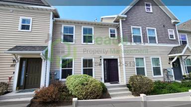 Main picture of 179 W Carrick Dr