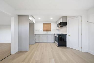 Main picture of 2153 2155 Placer St