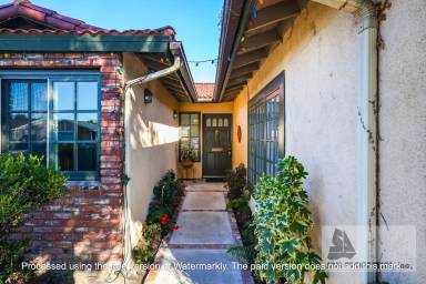 Main picture of 10485 Parakeet Cir