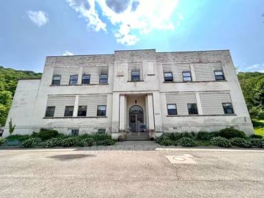 Main picture of 4200 Arnold Ave