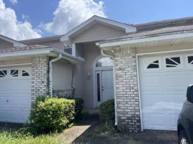 Main picture of 527 Taylor Cir