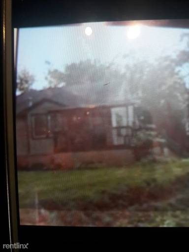 Main picture of 8015 Balsam Dr