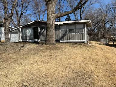 Main picture of 11311 Cleveland Ave