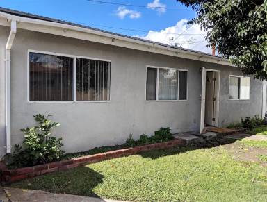 Main picture of 8802 Ramona St