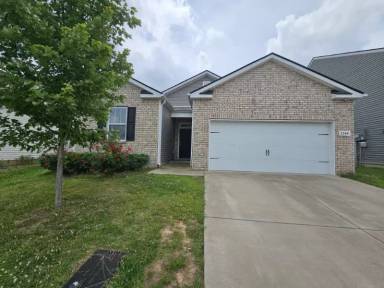 Main picture of 2244 Carefree Ln