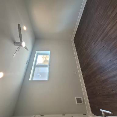 Main picture of 6312 S Rhodes Ave