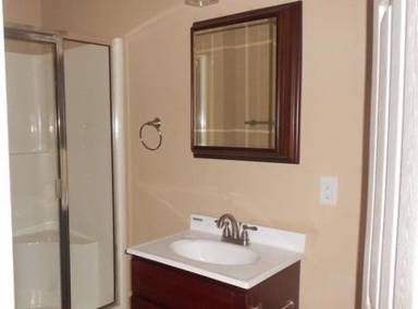 Main picture of 1401 John Exum Pkwy