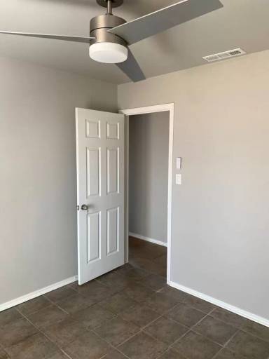 Main picture of 830 Douglas Dr