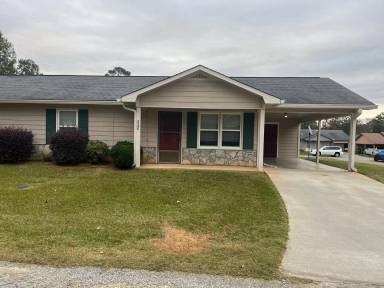 Main picture of 224 Hennon Dr NW