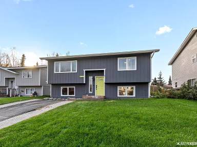 Main picture of 8120 Medellin Cir