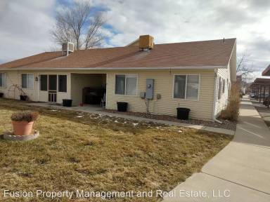 Main picture of 384 Sunnyside Cir