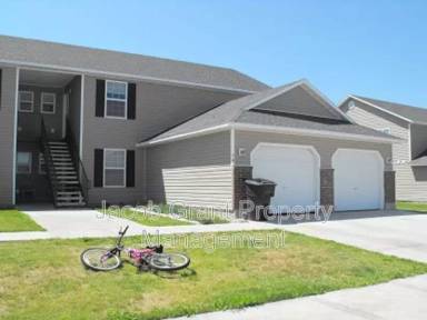 Main picture of 523 Caribou St