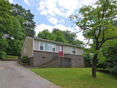 Main picture of 2616 Seaton Ave